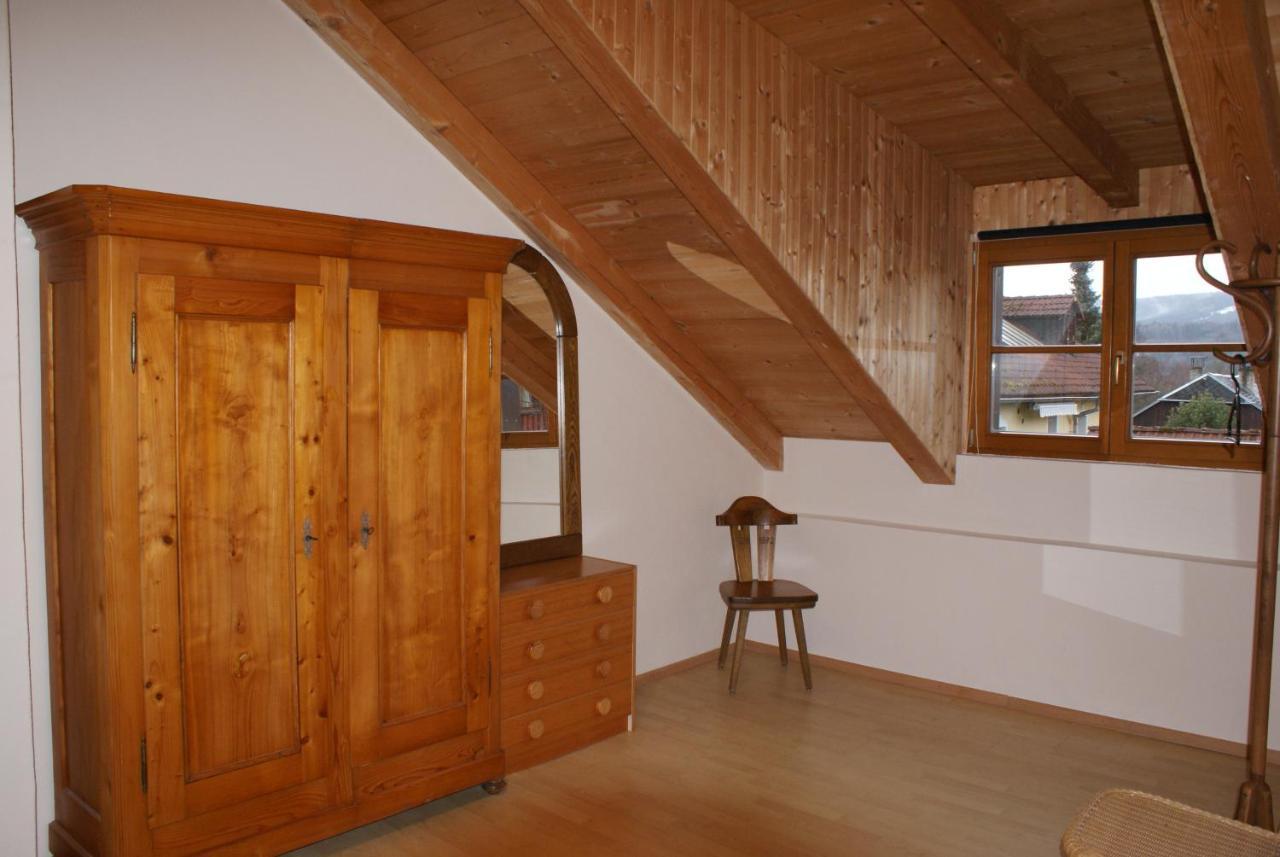 Rustikale Und Grosszuegige Ferienwohnung Kasperske Hory Ngoại thất bức ảnh